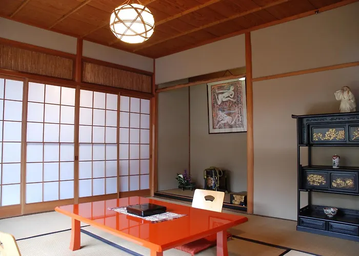 Yadoya Manjiro